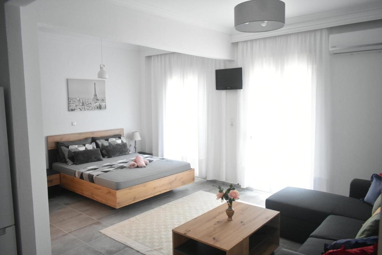 Seaside Apartments Nea Iraklia Dış mekan fotoğraf