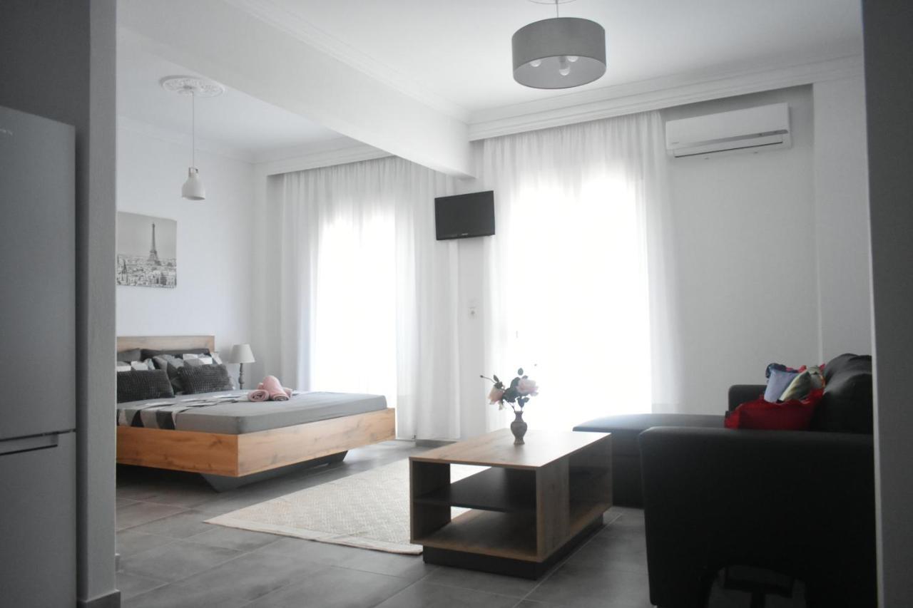 Seaside Apartments Nea Iraklia Dış mekan fotoğraf