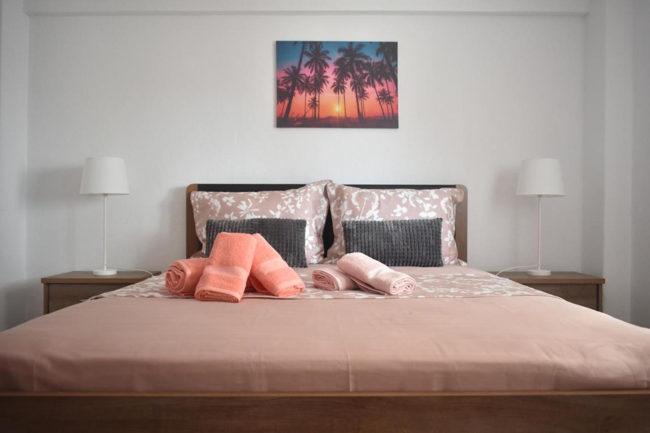 Seaside Apartments Nea Iraklia Dış mekan fotoğraf