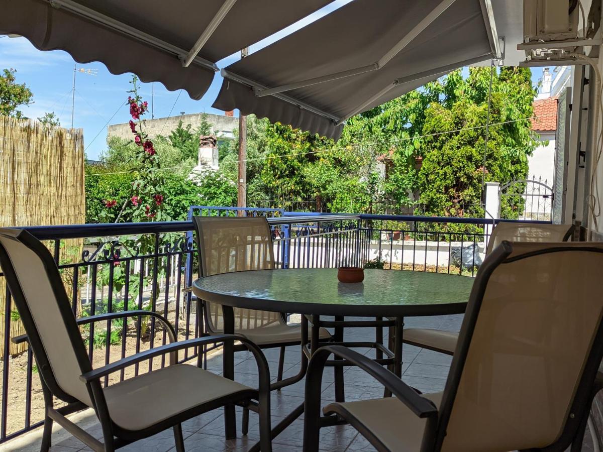 Seaside Apartments Nea Iraklia Dış mekan fotoğraf