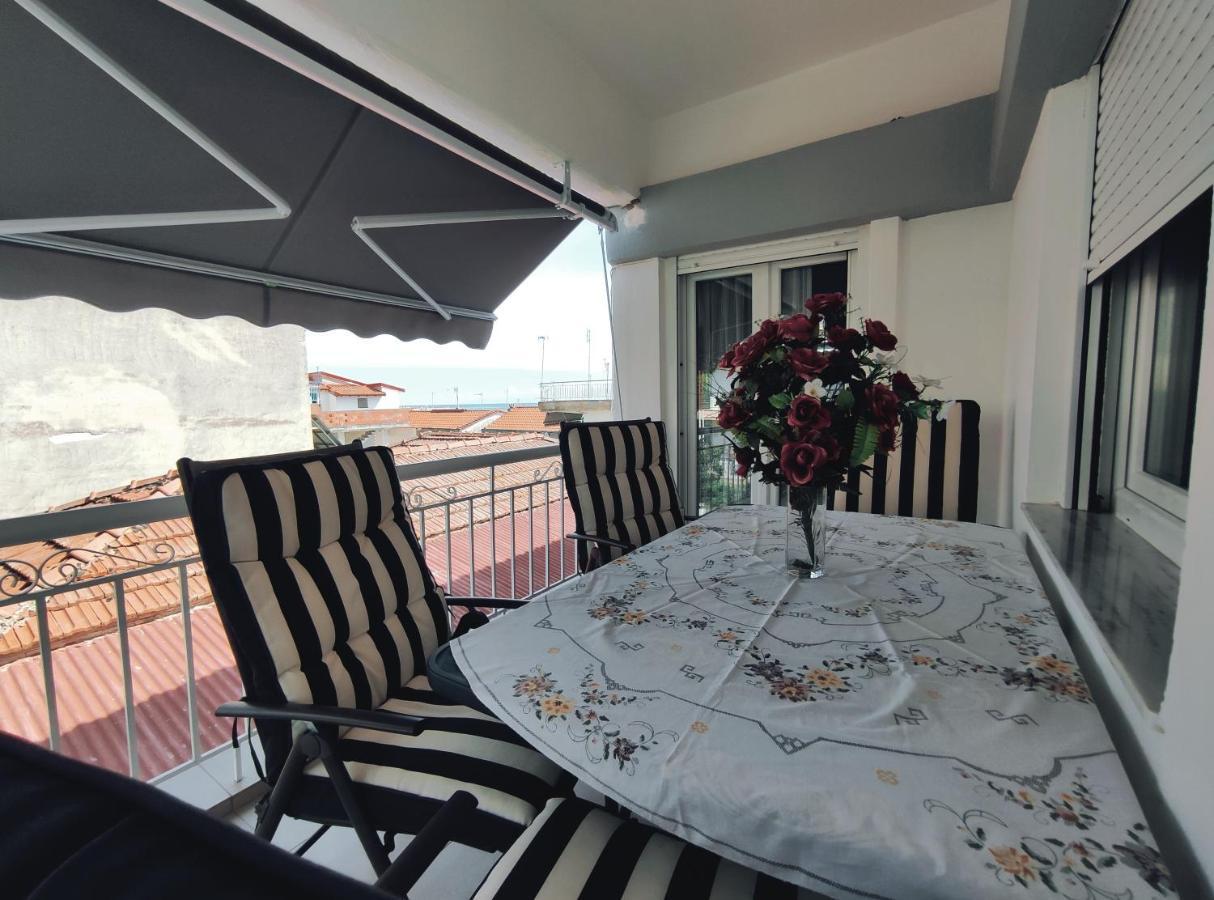 Seaside Apartments Nea Iraklia Dış mekan fotoğraf