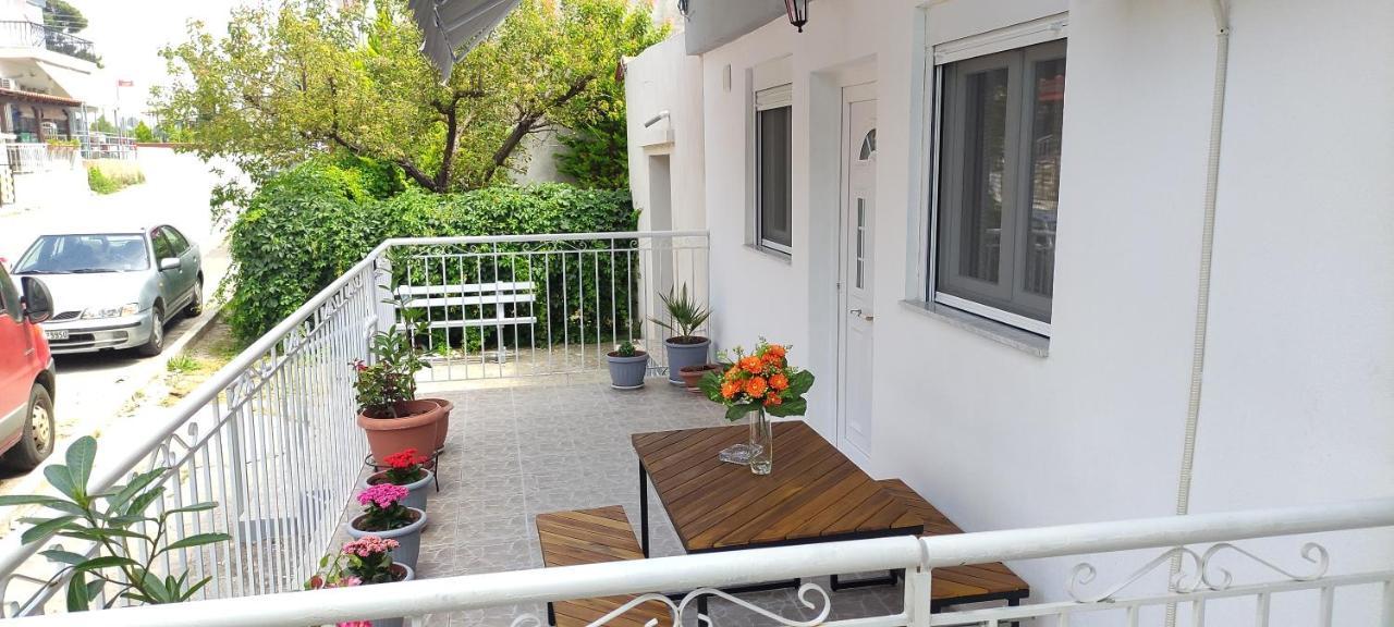 Seaside Apartments Nea Iraklia Dış mekan fotoğraf