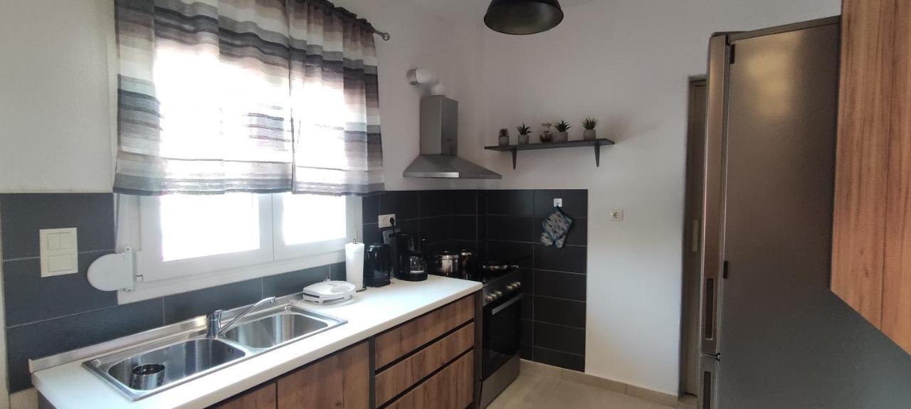 Seaside Apartments Nea Iraklia Dış mekan fotoğraf